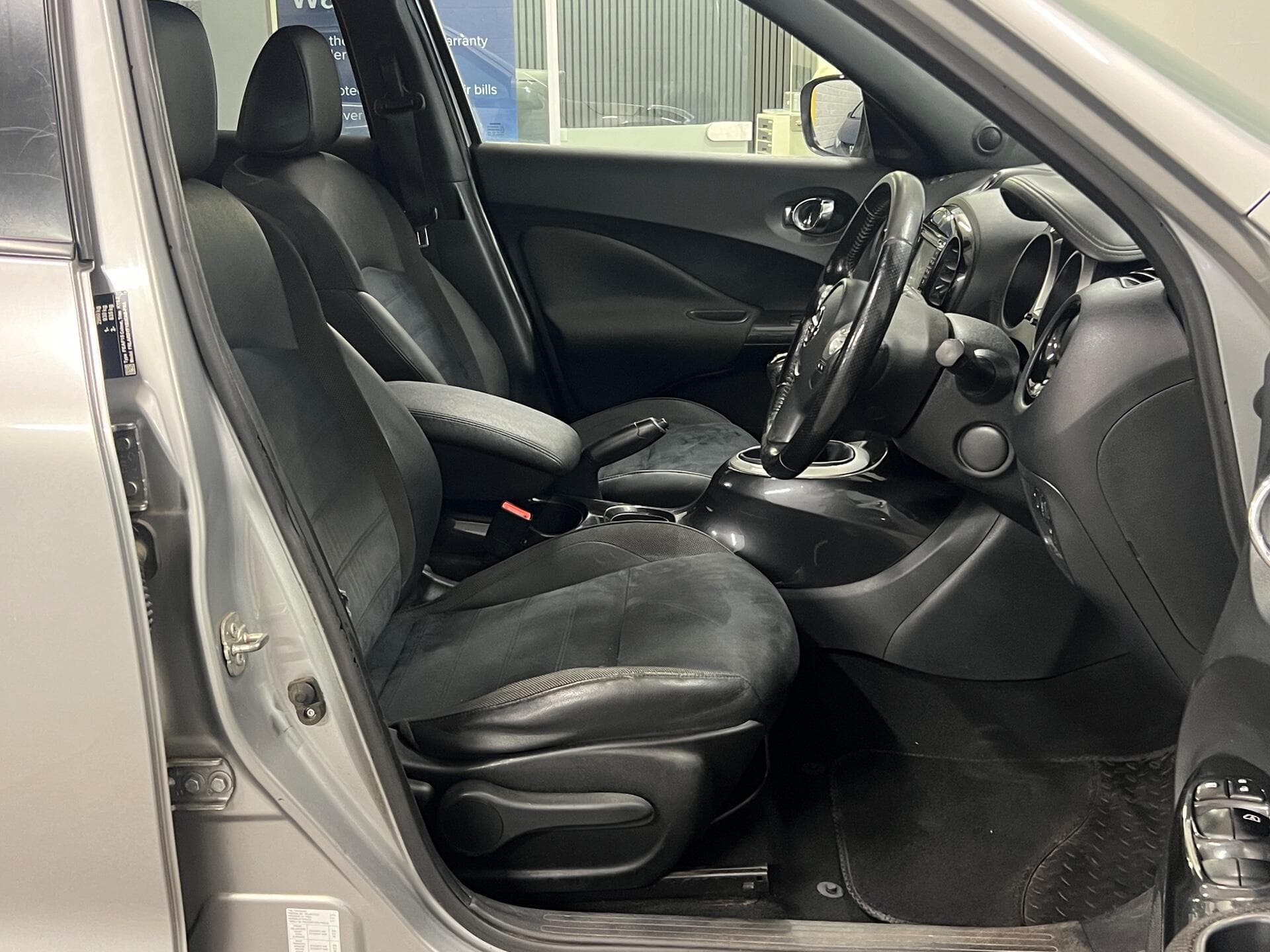2017 Nissan Juke - Image 23