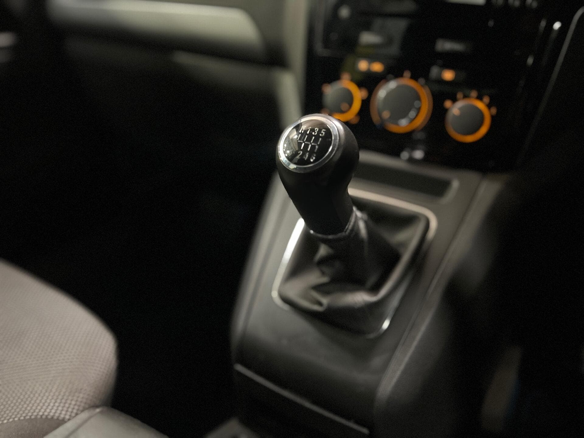 2011 Vauxhall Zafira - Image 29