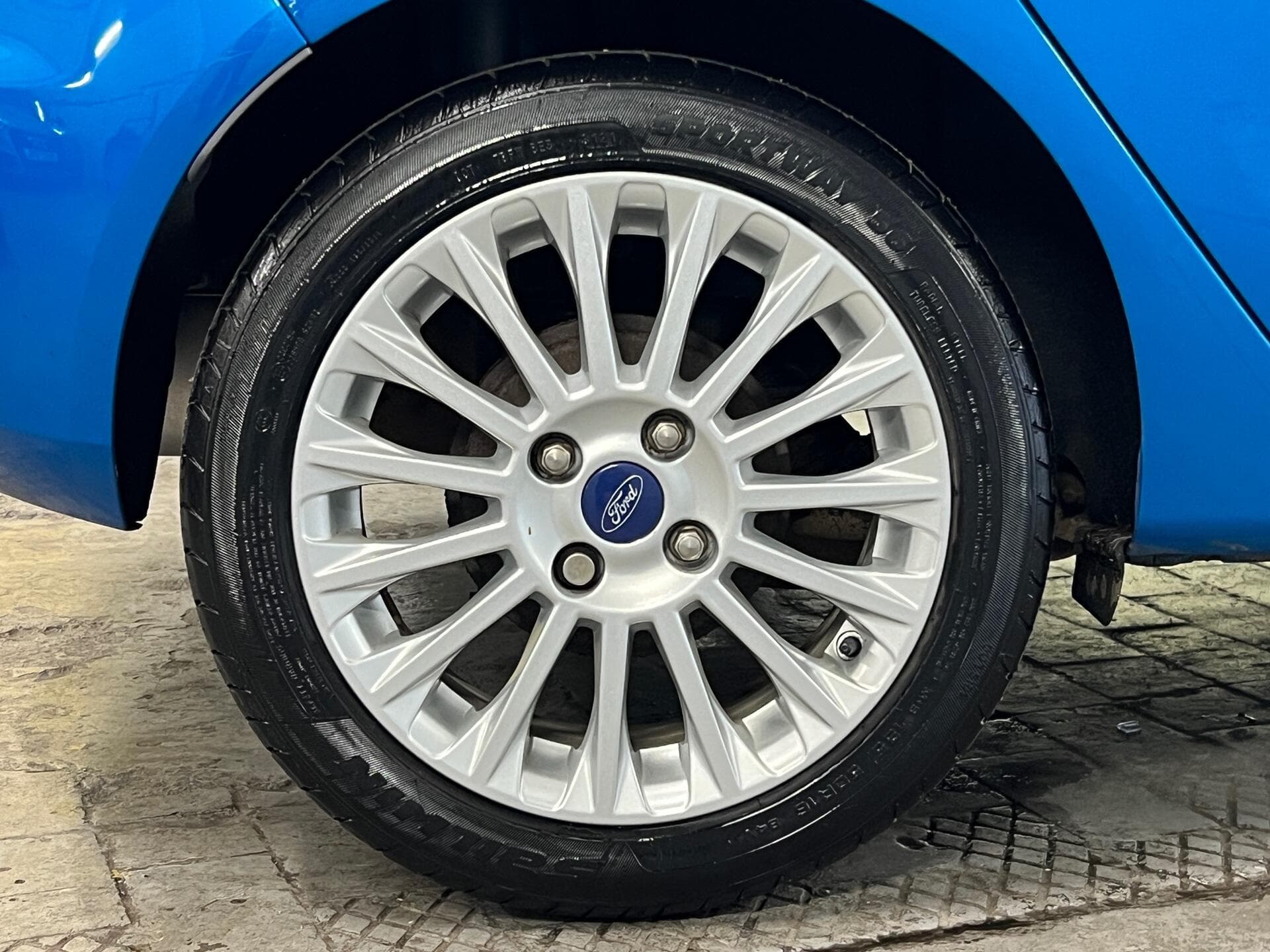 2014 Ford Fiesta - Image 22
