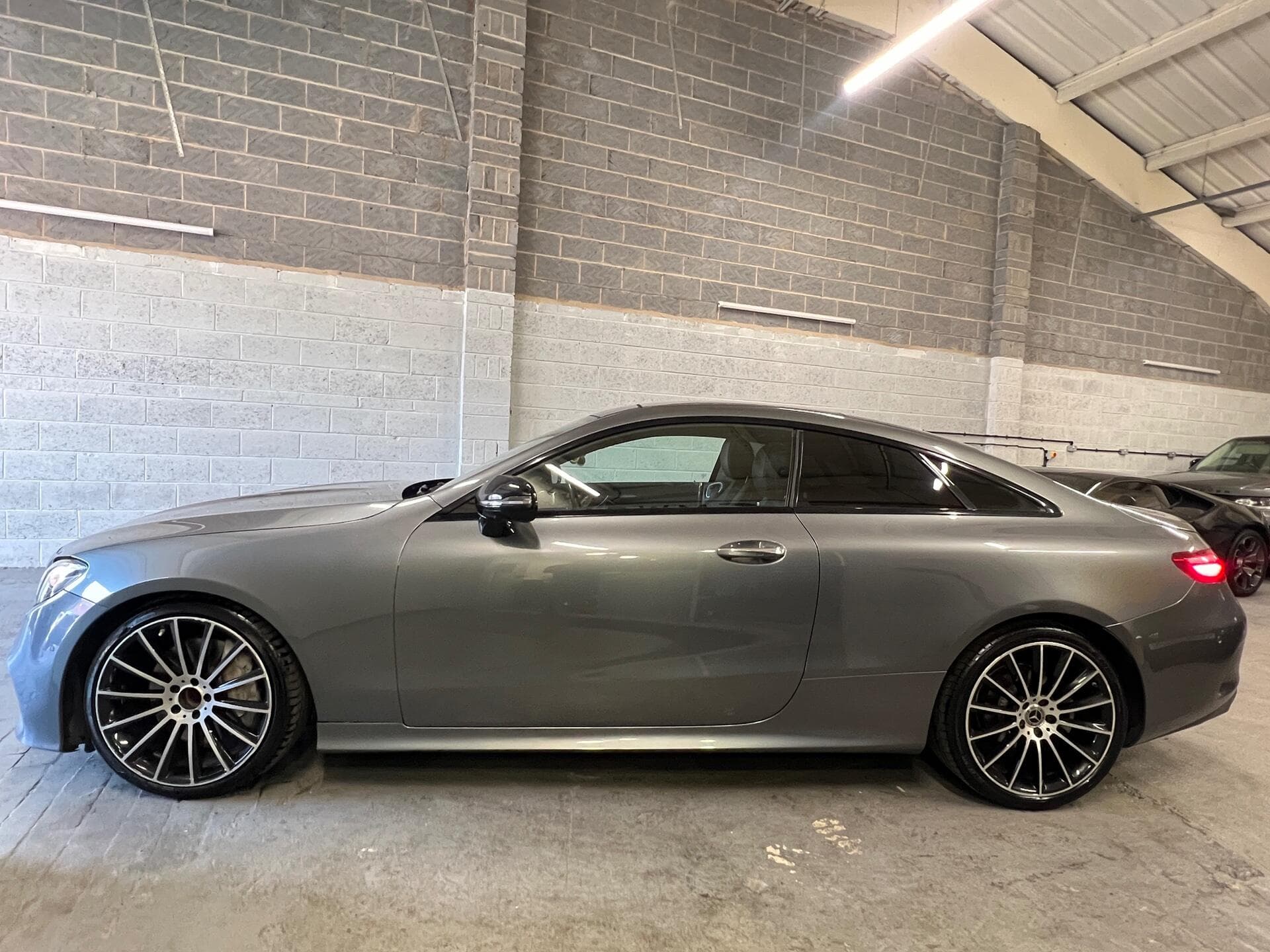 2019 Mercedes-Benz E Class - Image 5