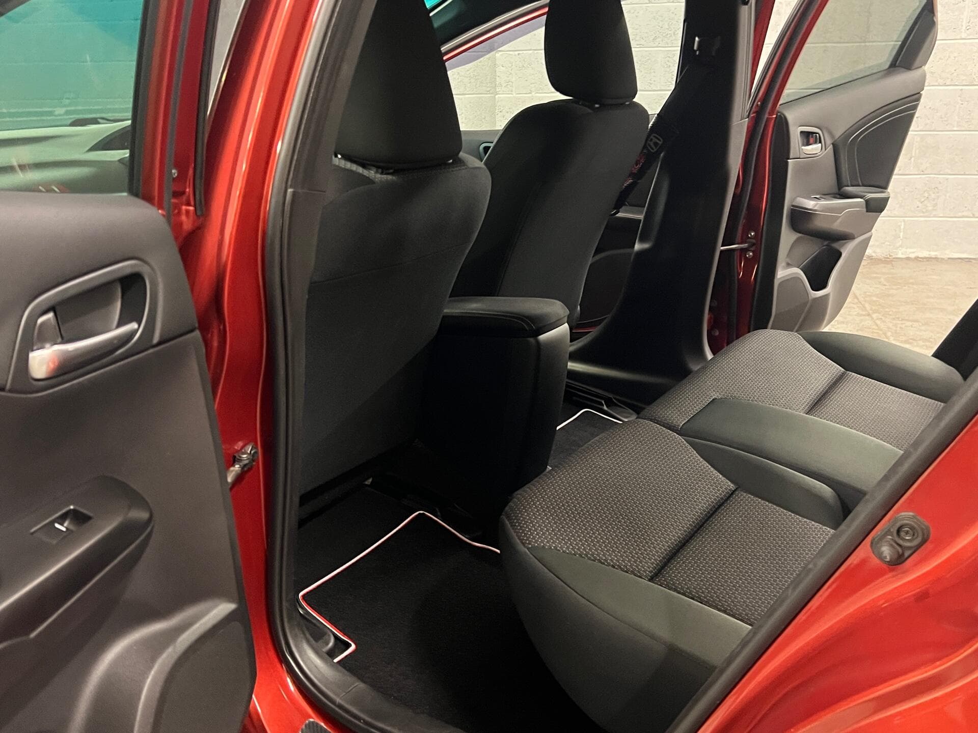 2017 Honda Civic - Image 45