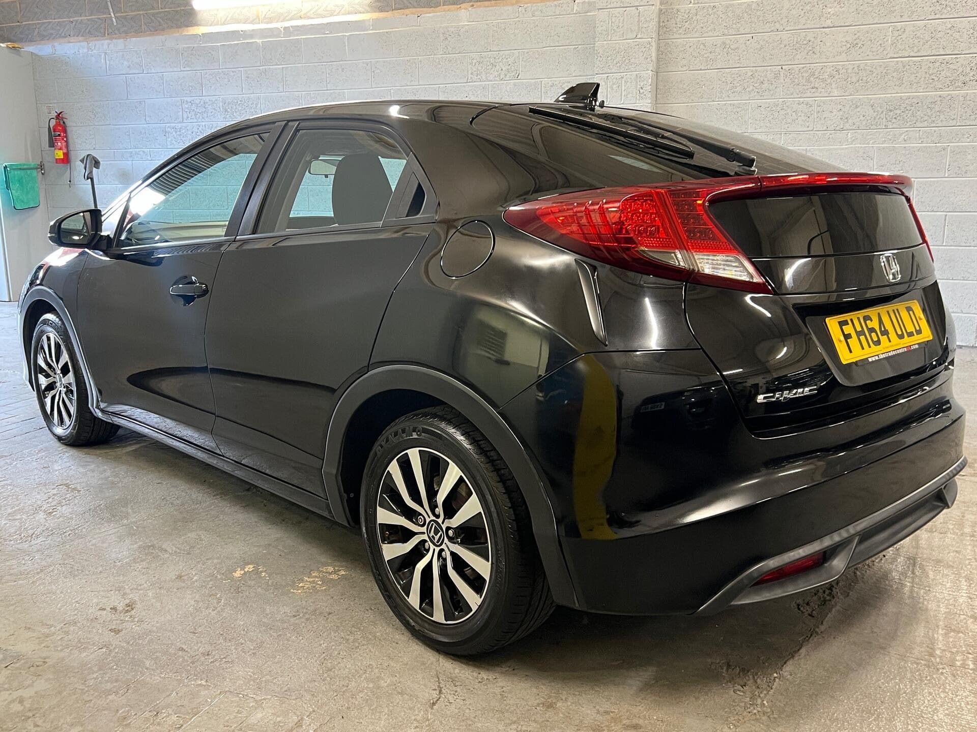 2015 Honda Civic - Image 10