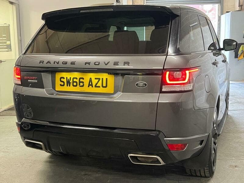 2016 Land Rover Range Rover Sport - Image 16