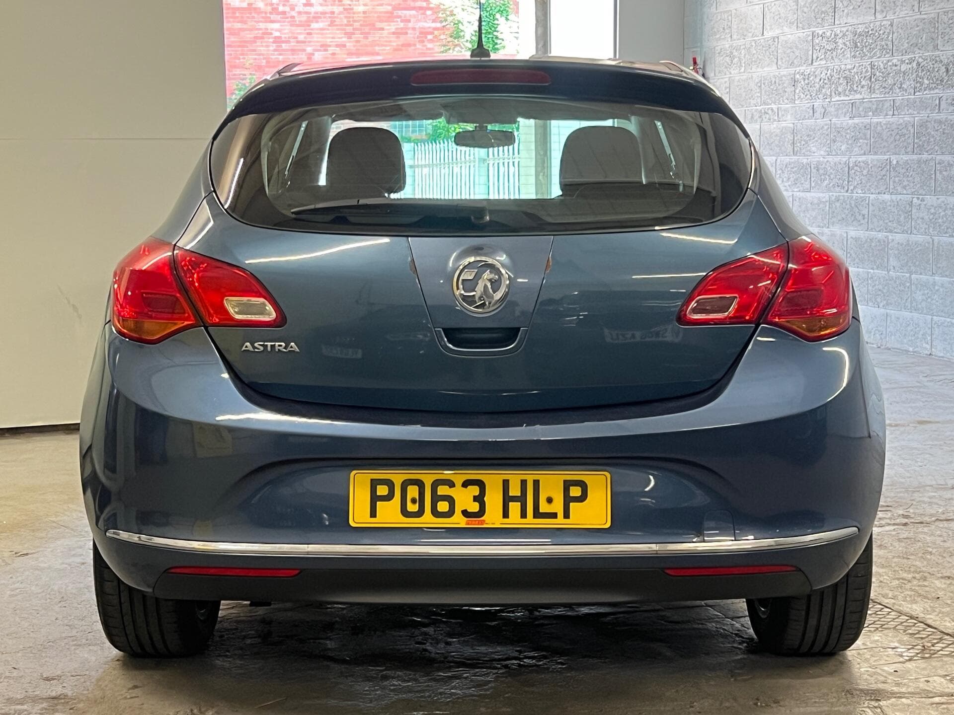 2013 Vauxhall Astra - Image 8