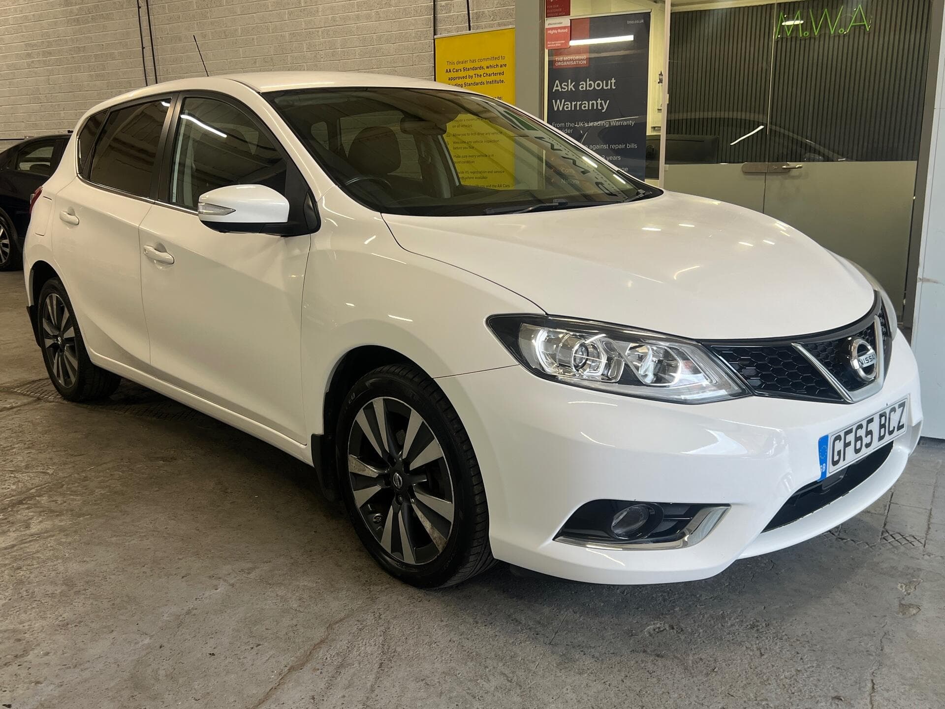 2015 Nissan Pulsar - Image 5