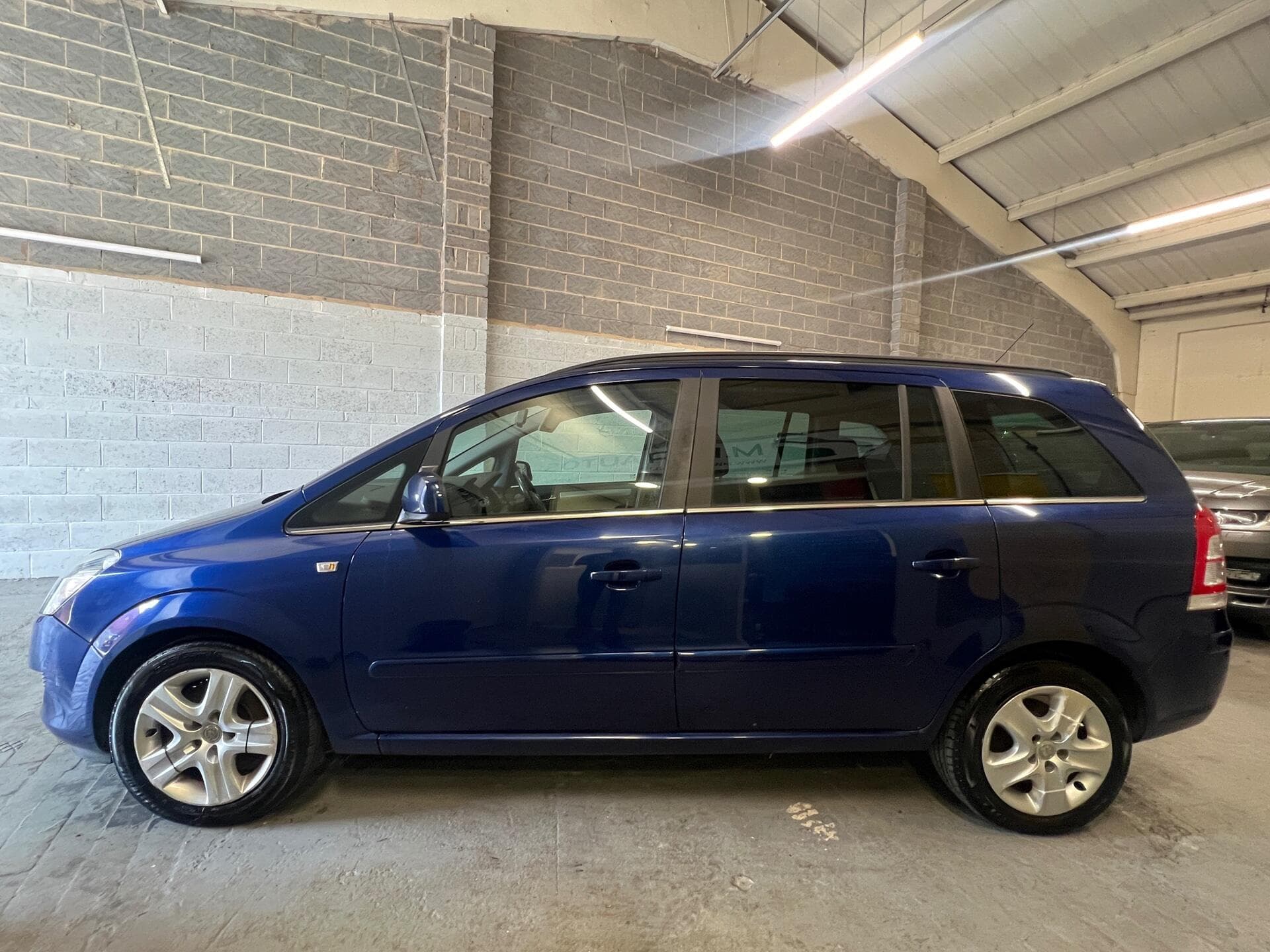 2011 Vauxhall Zafira - Image 10