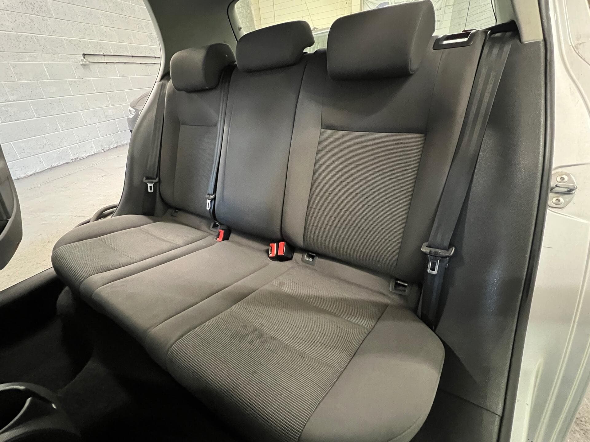 2008 Volkswagen Golf - Image 35