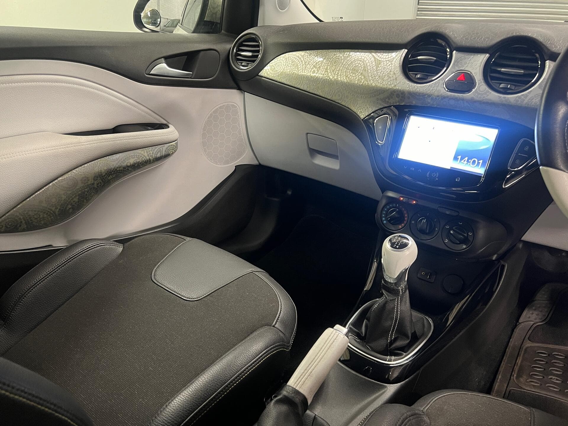 2015 Vauxhall ADAM - Image 36