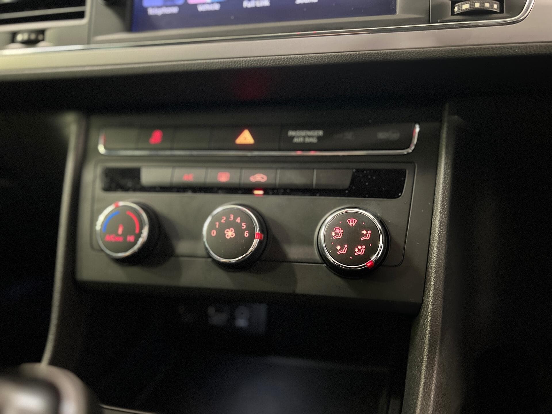 2018 SEAT Leon - Image 40