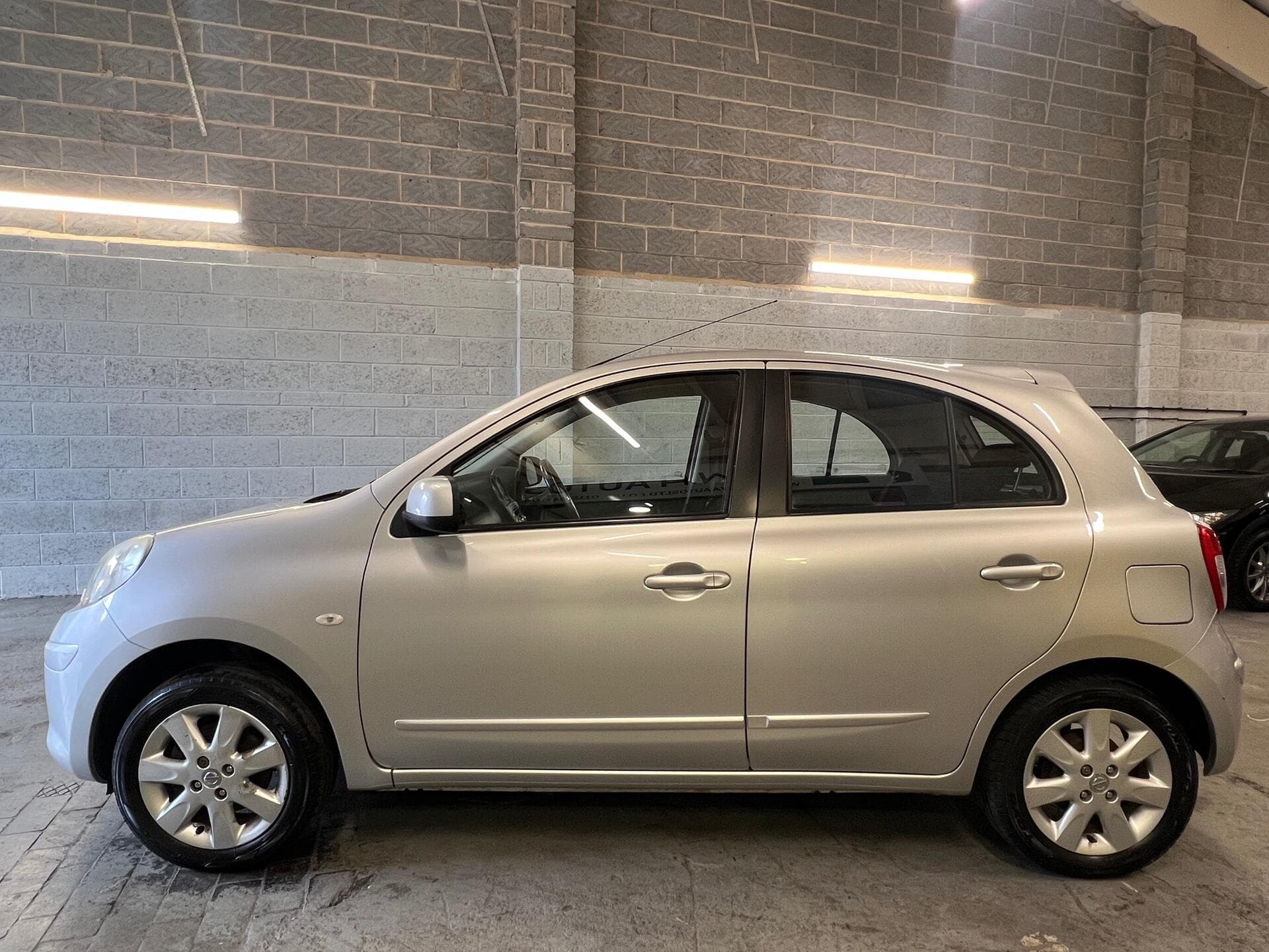 2011 Nissan Micra - Image 9
