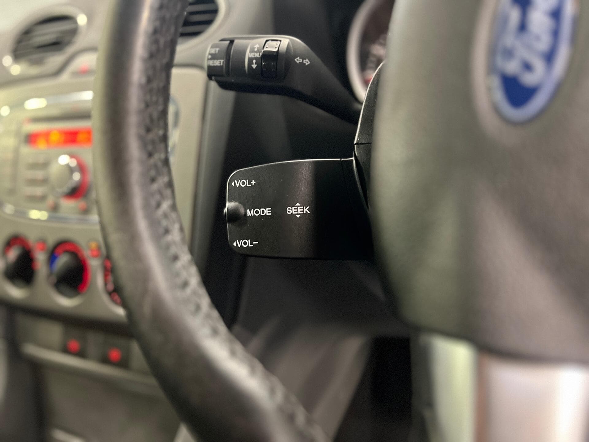 2009 Ford Focus - Image 21
