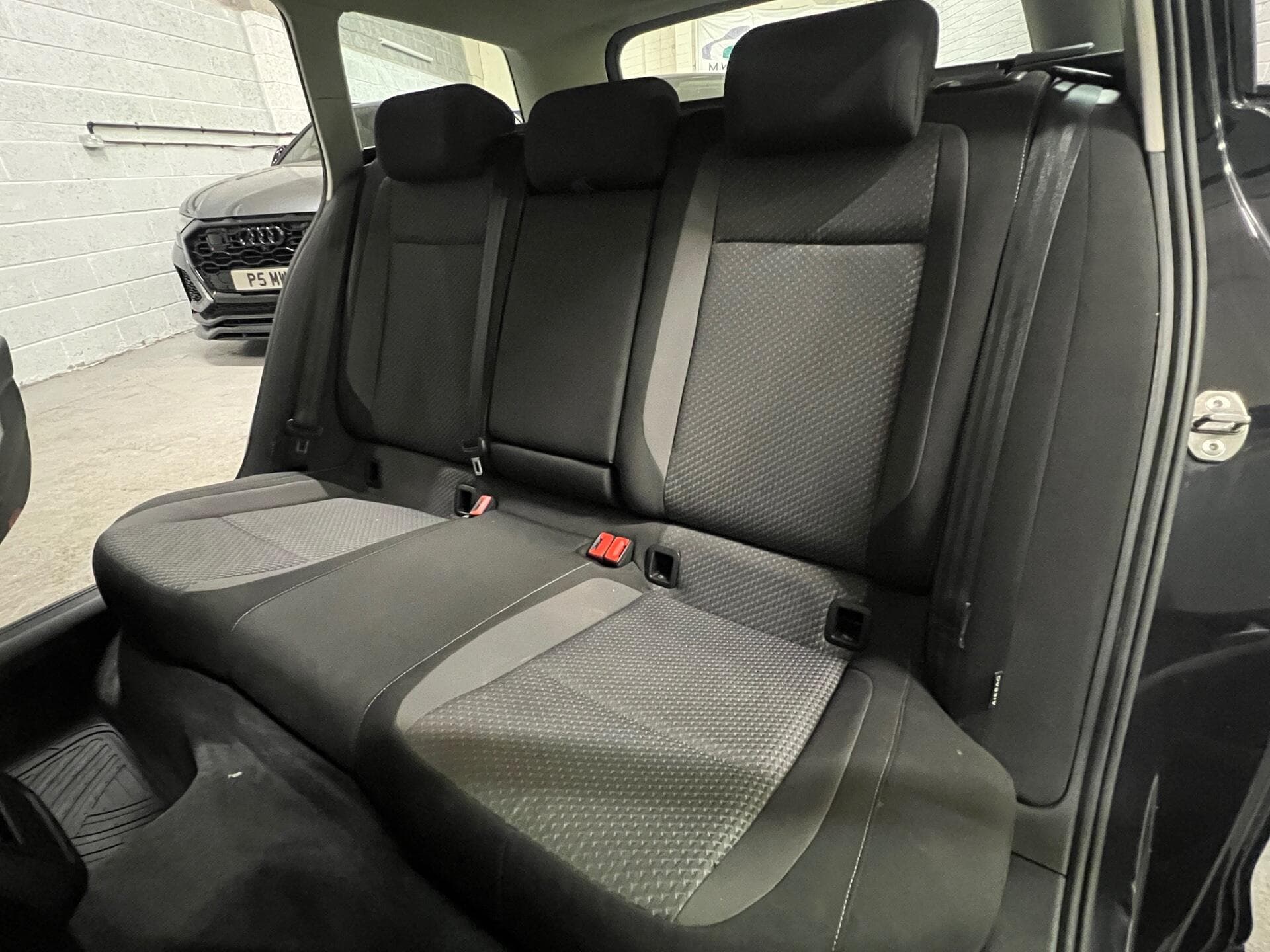 2015 Volkswagen Passat - Image 47