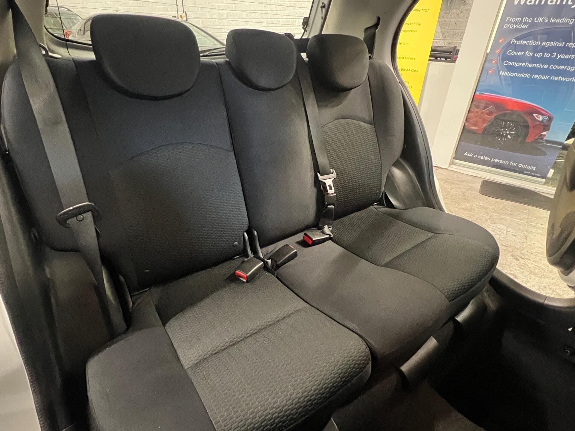 2011 Nissan Micra - Image 33