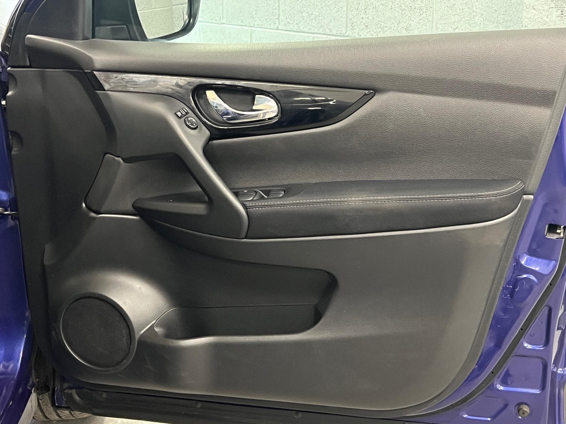 2015 Nissan Qashqai - Image 25