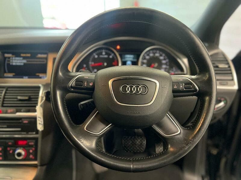 2015 Audi Q7 - Image 30