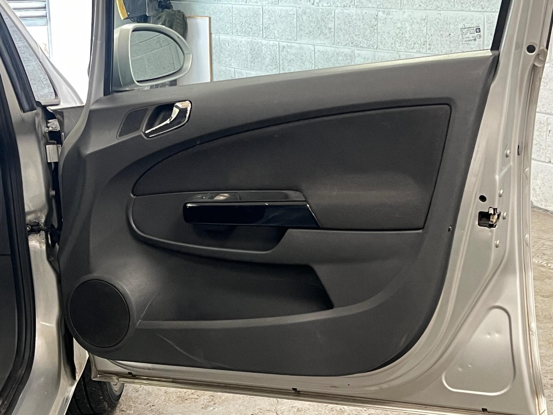 2007 Vauxhall Corsa - Image 18