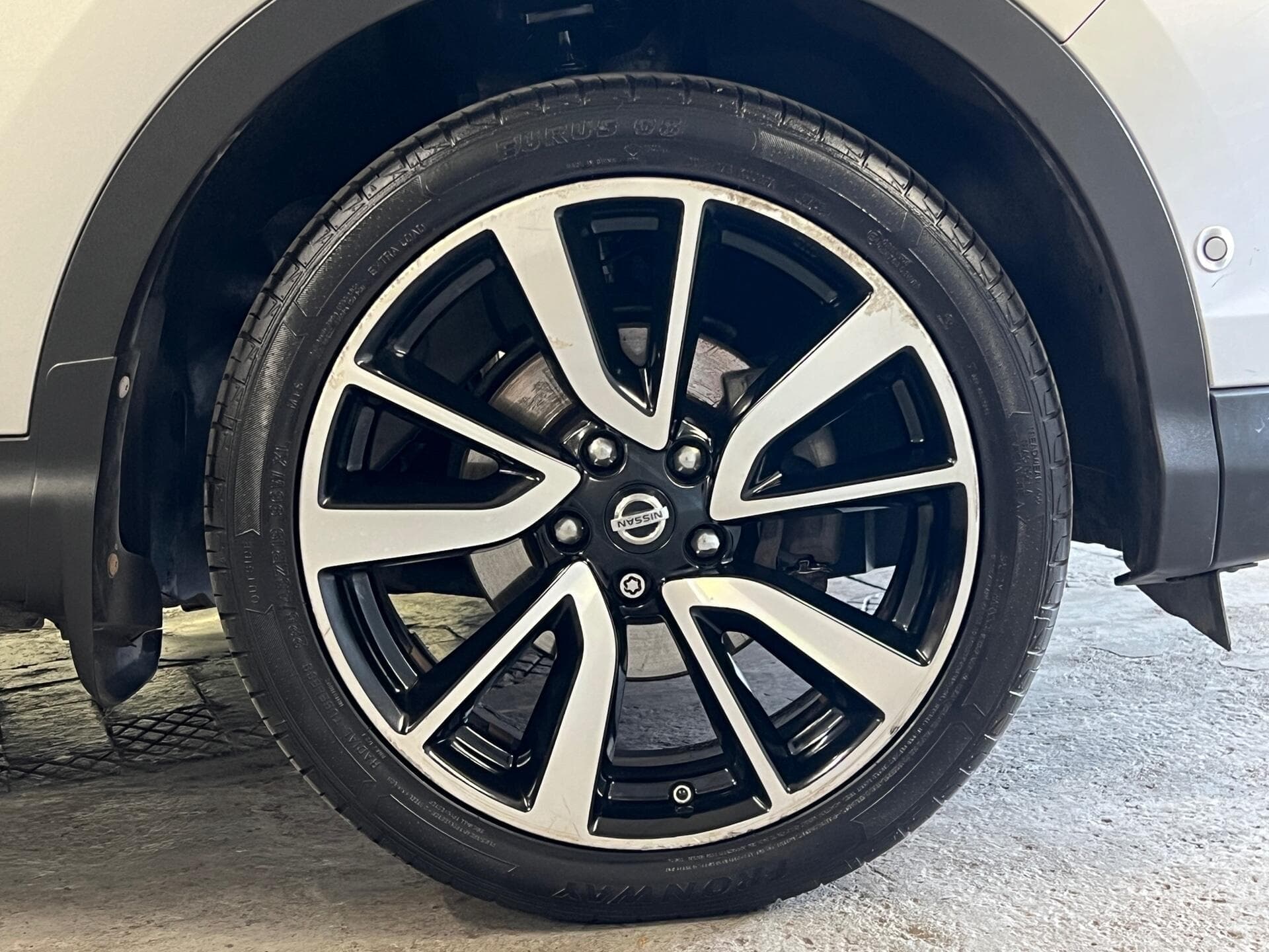 2015 Nissan Qashqai - Image 17