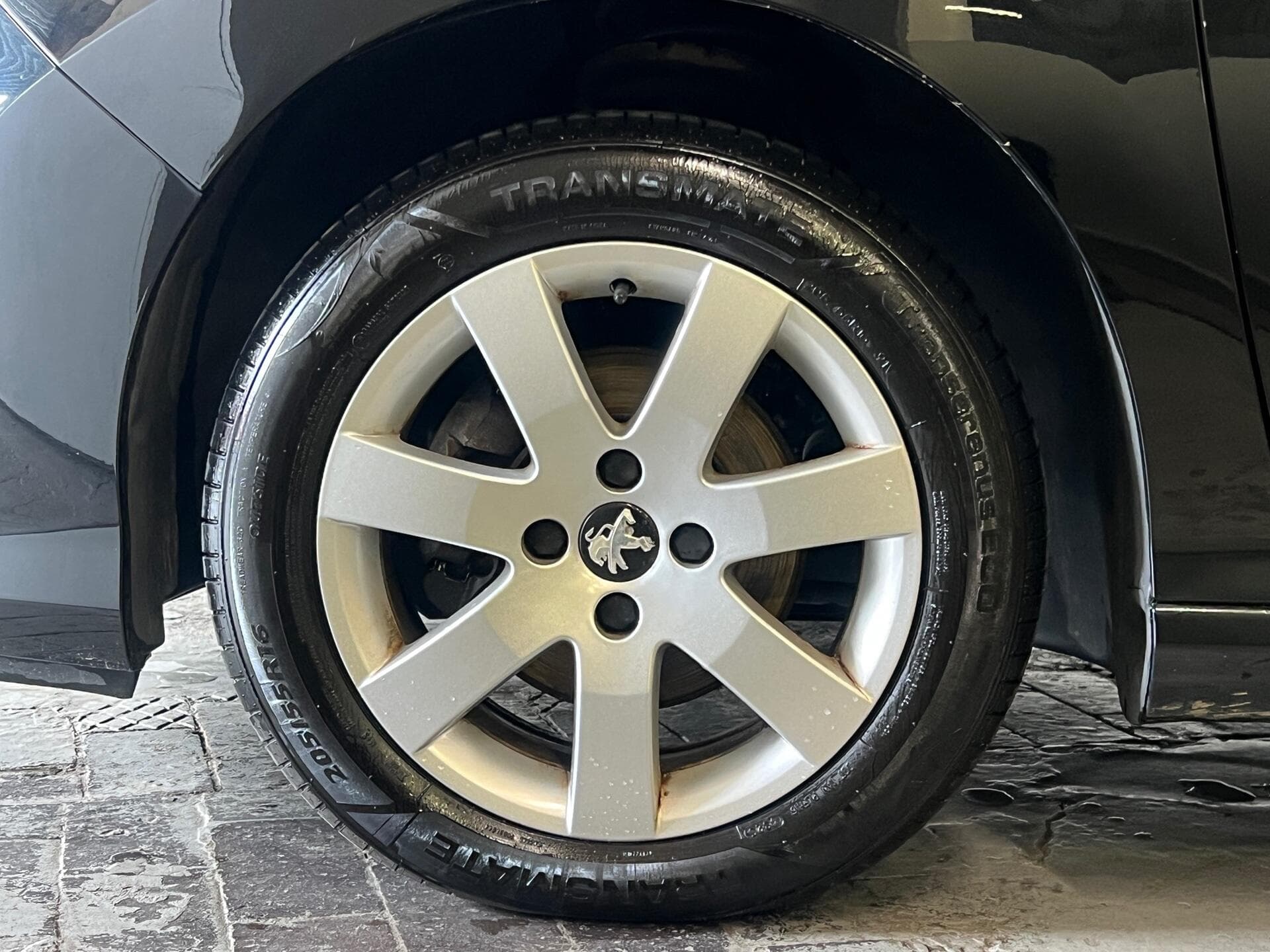 2012 Peugeot 308 - Image 11