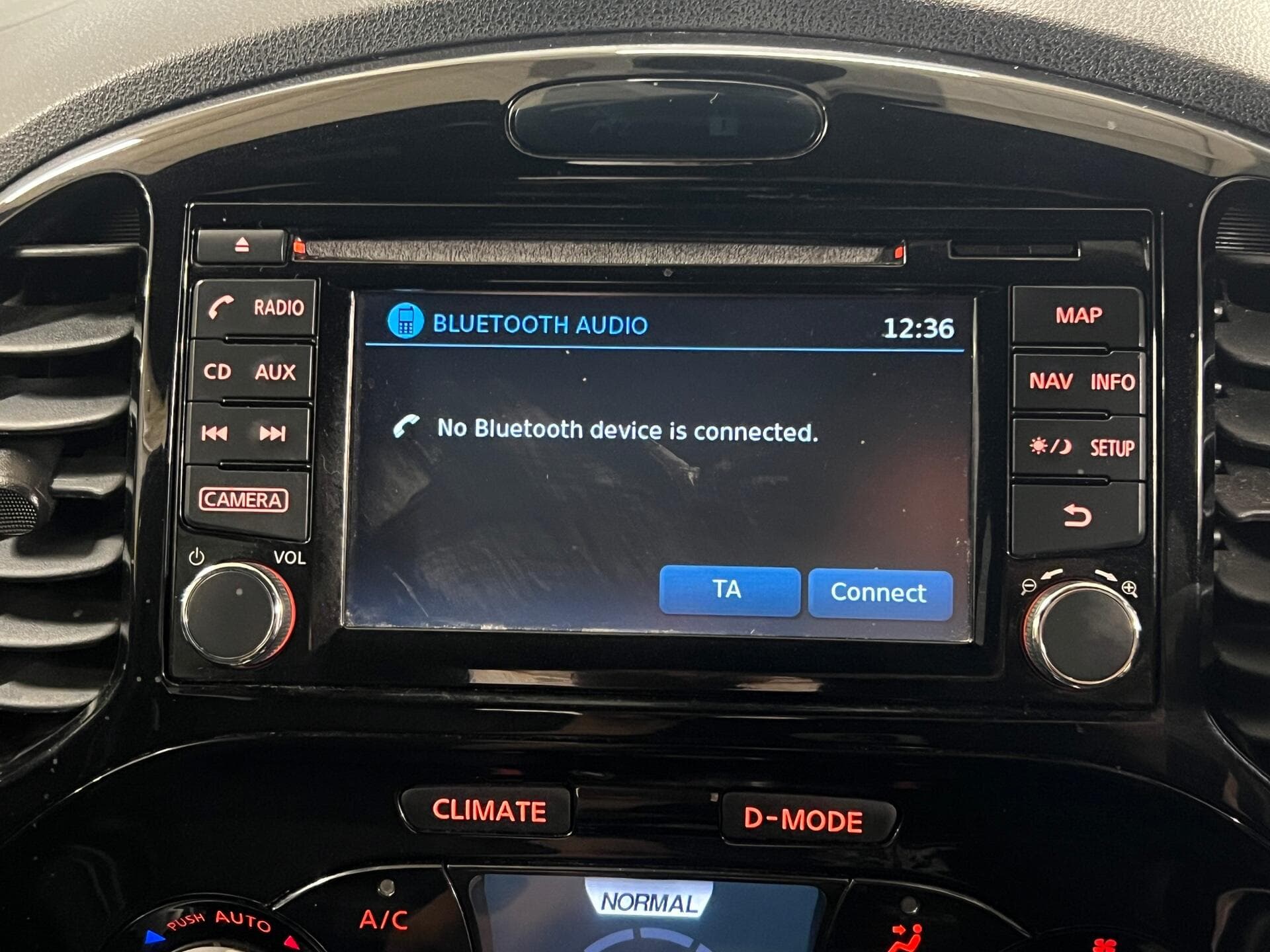 2017 Nissan Juke - Image 36