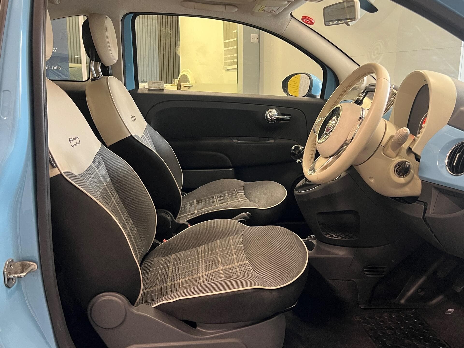 2015 Fiat 500 - Image 20