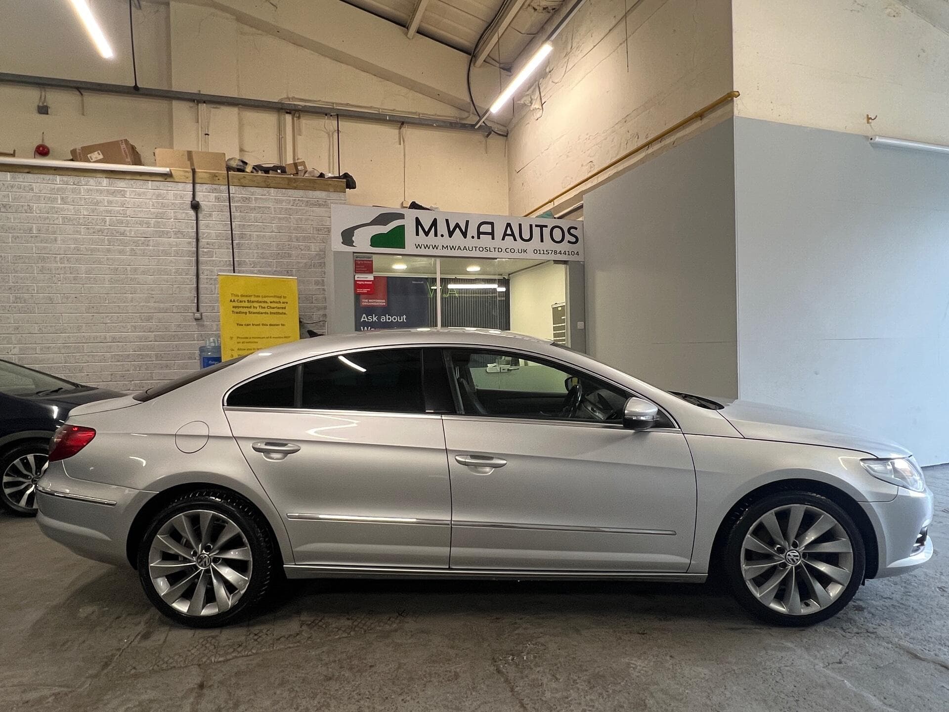 2012 Volkswagen CC - Image 8