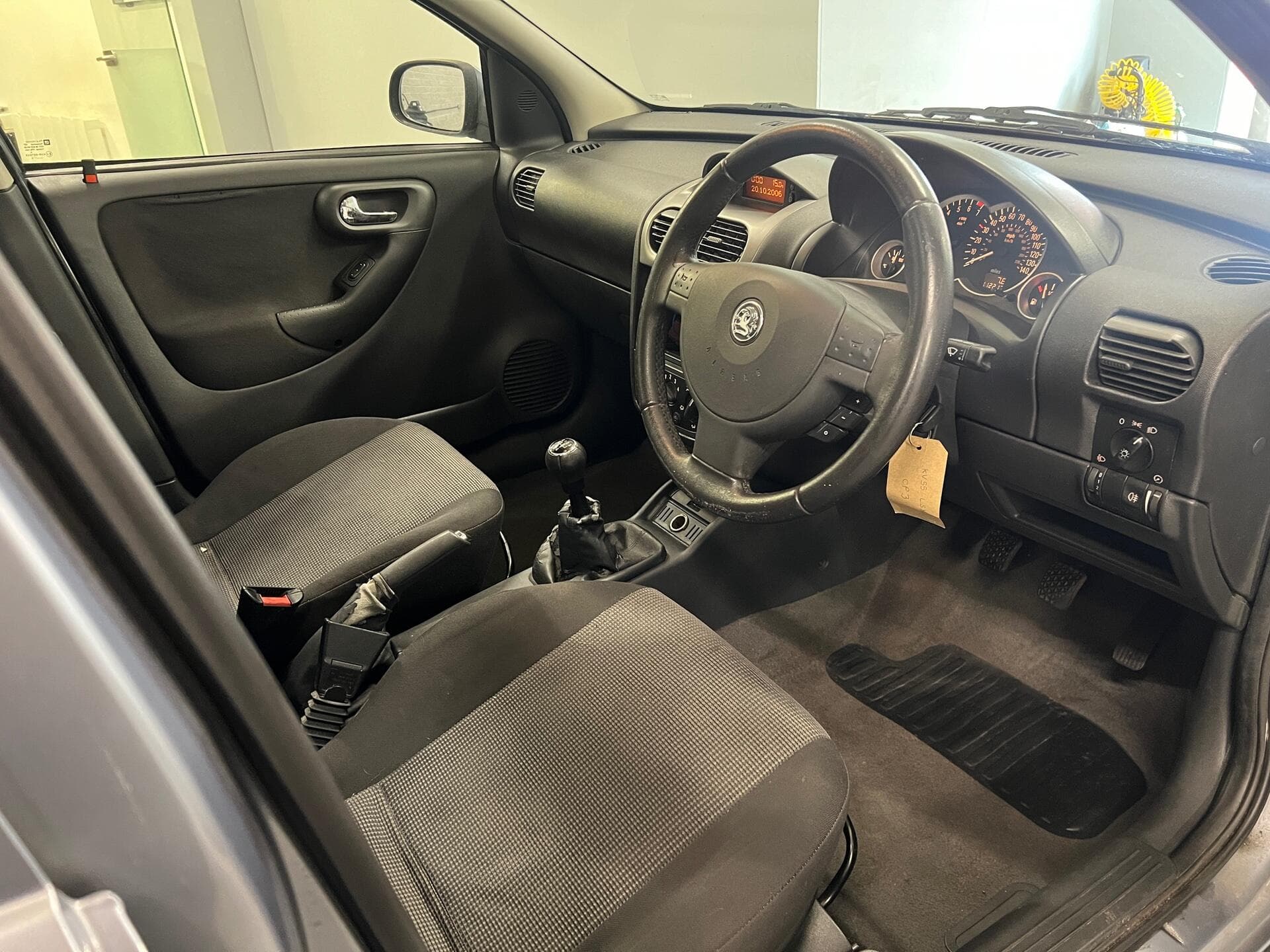 2005 Vauxhall Corsa - Image 16