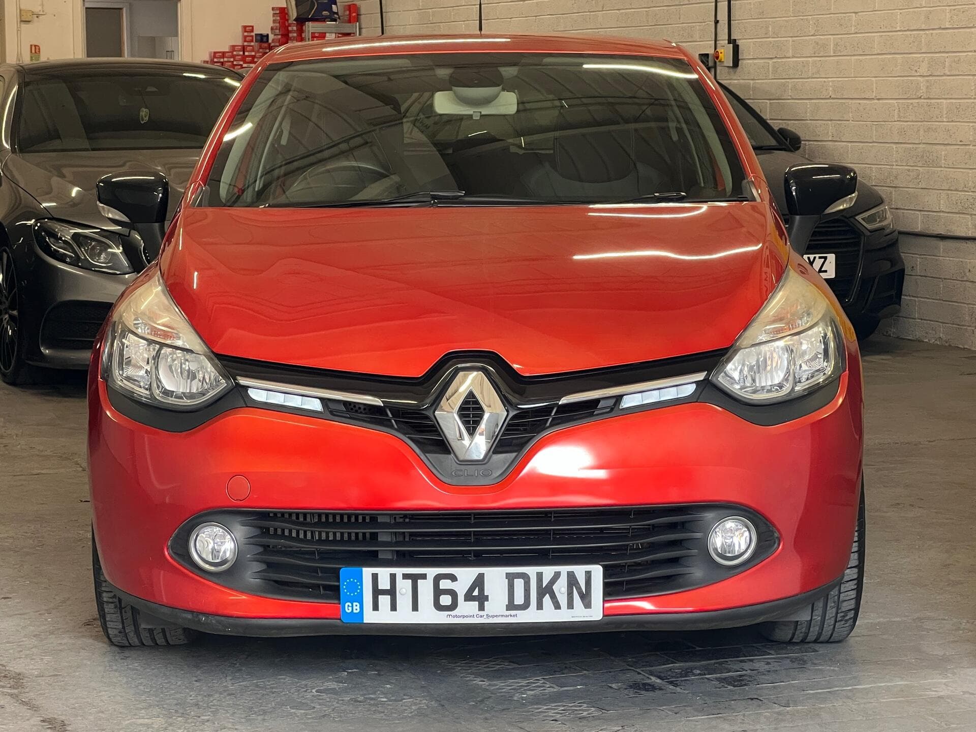 2015 Renault Clio - Image 2