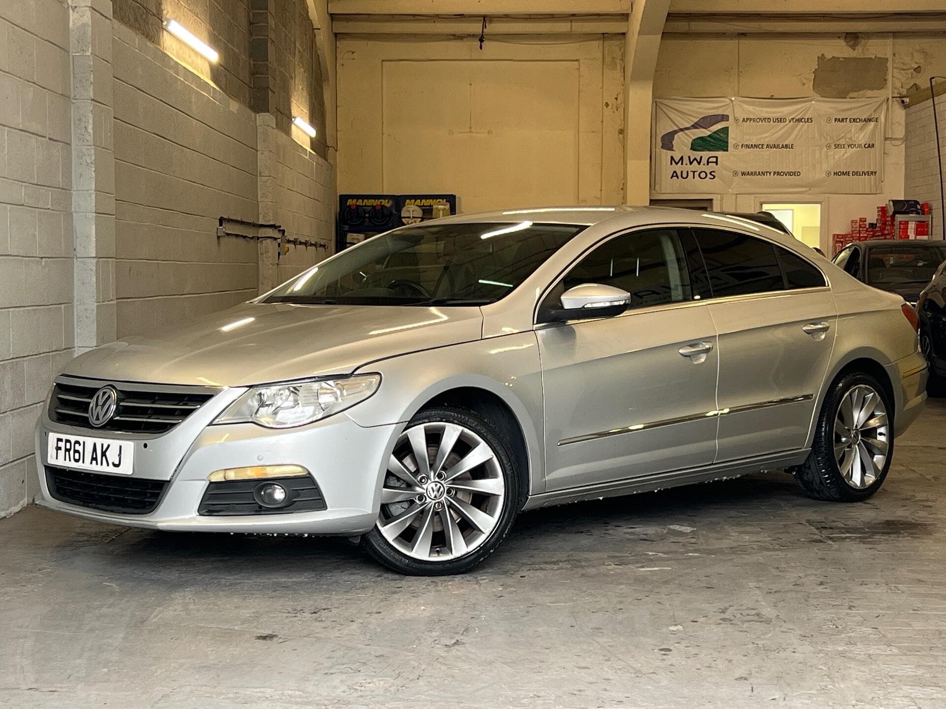 2012 Volkswagen CC - Image 4