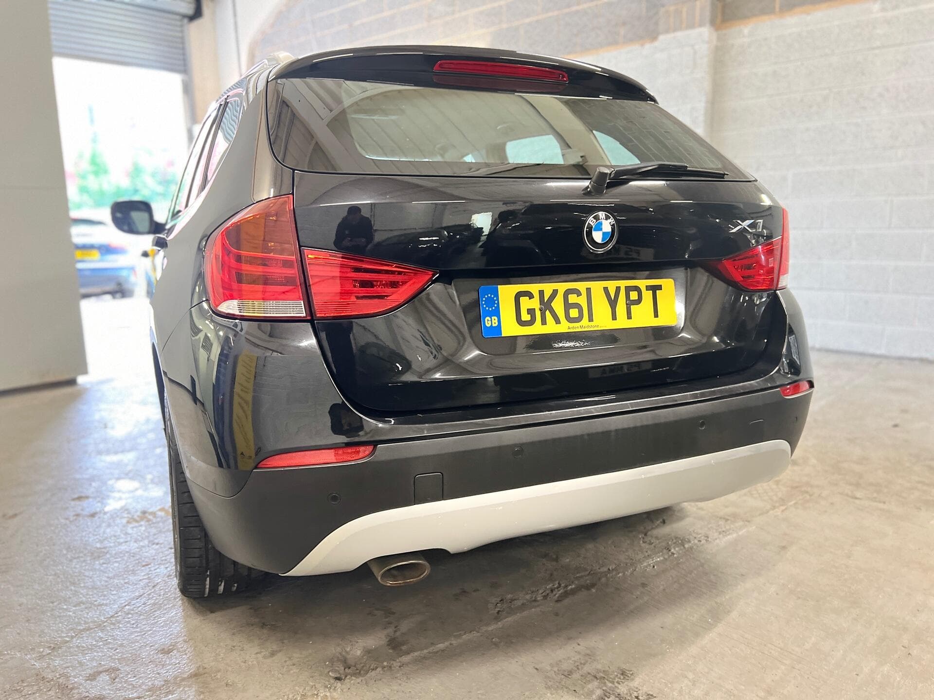 2011 BMW X1 - Image 16