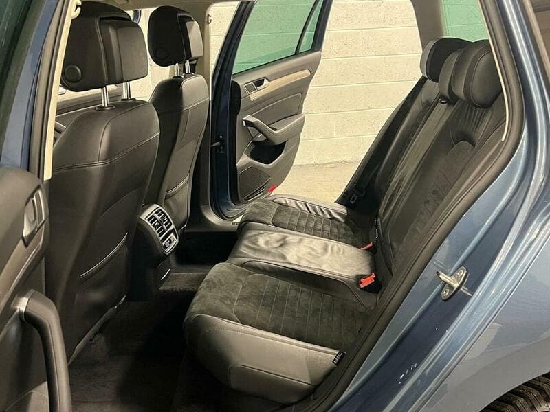 2015 Volkswagen Passat - Image 45
