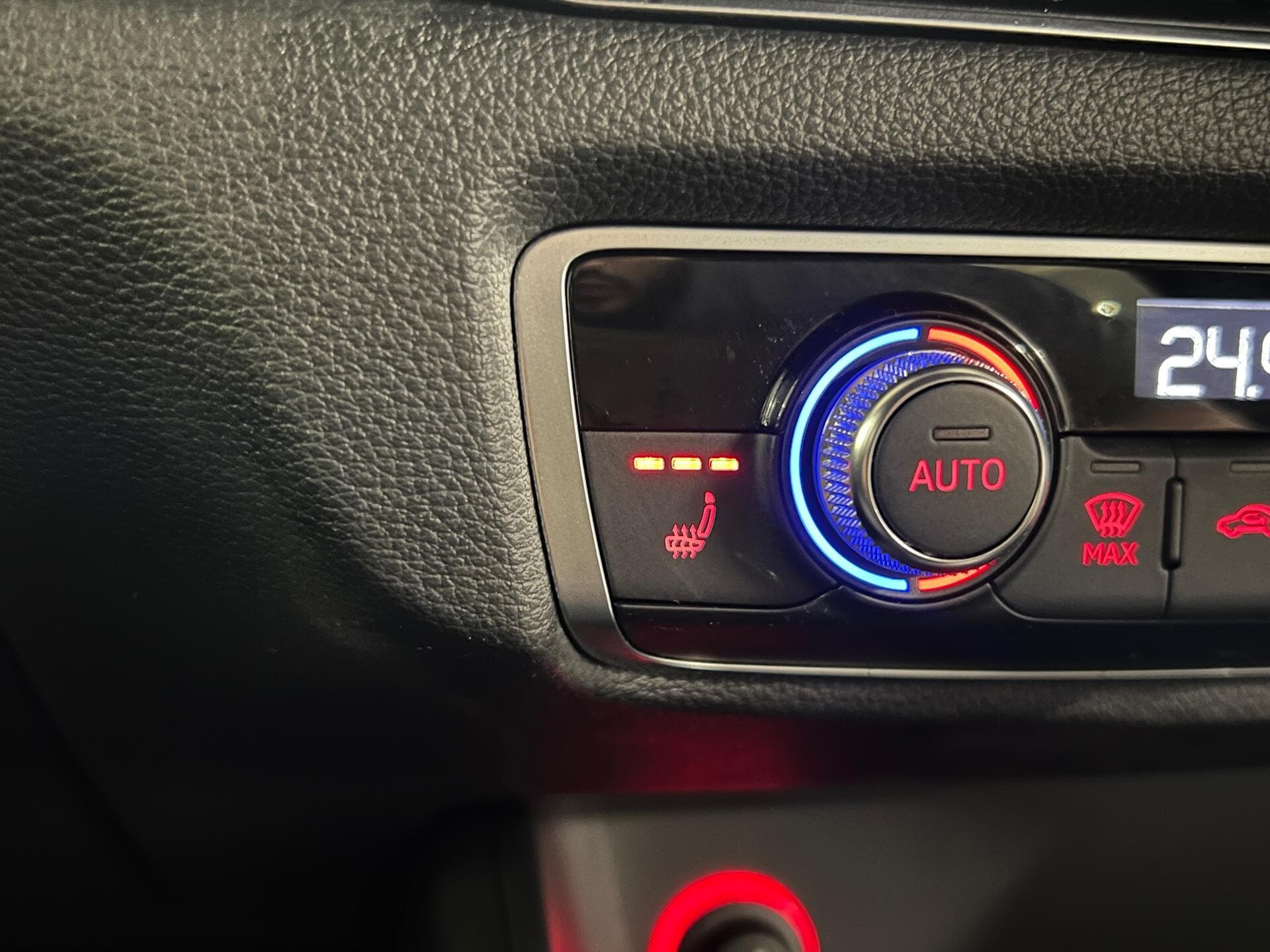 2015 Audi A3 - Image 44