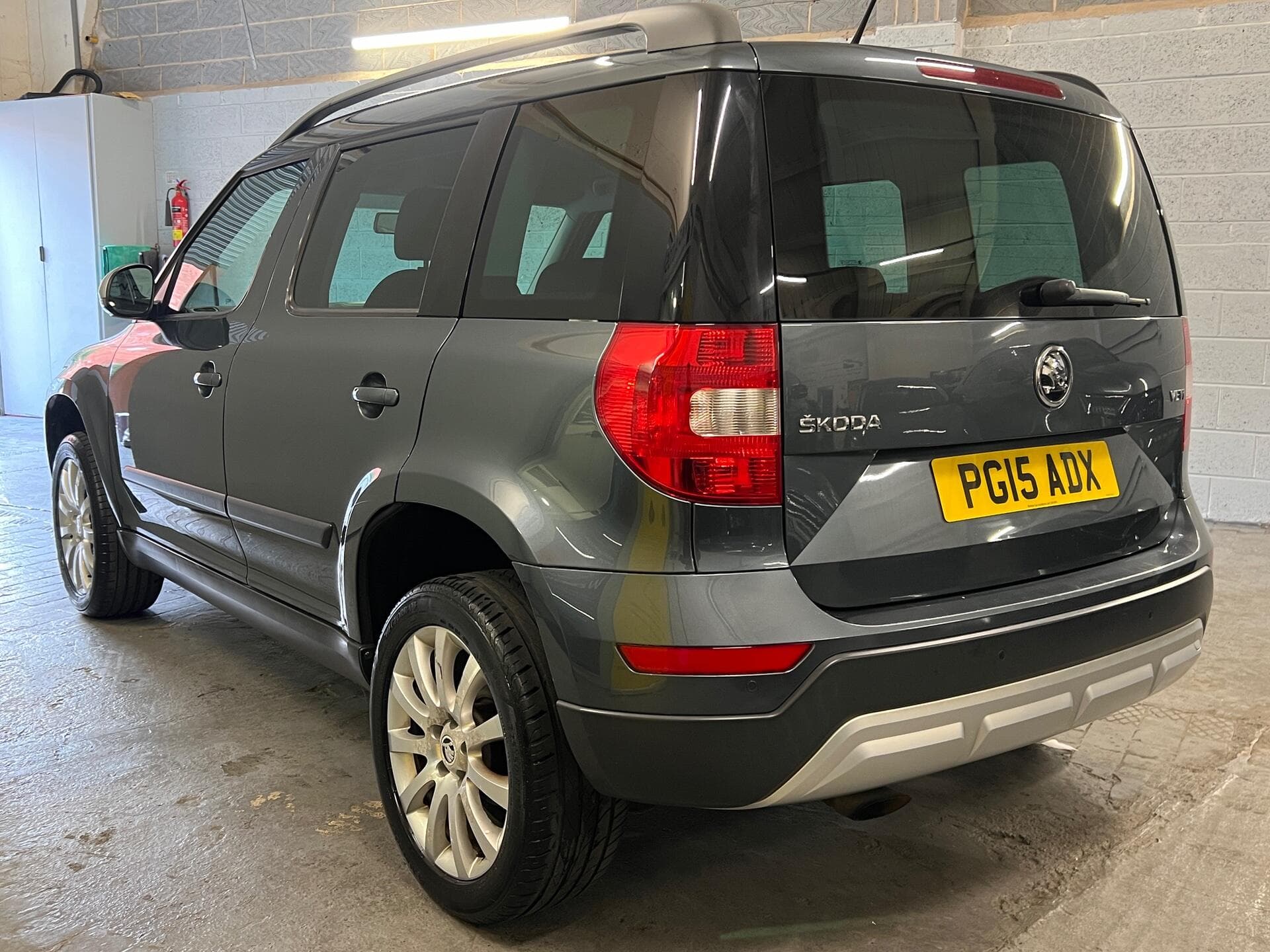2015 Skoda Yeti - Image 10