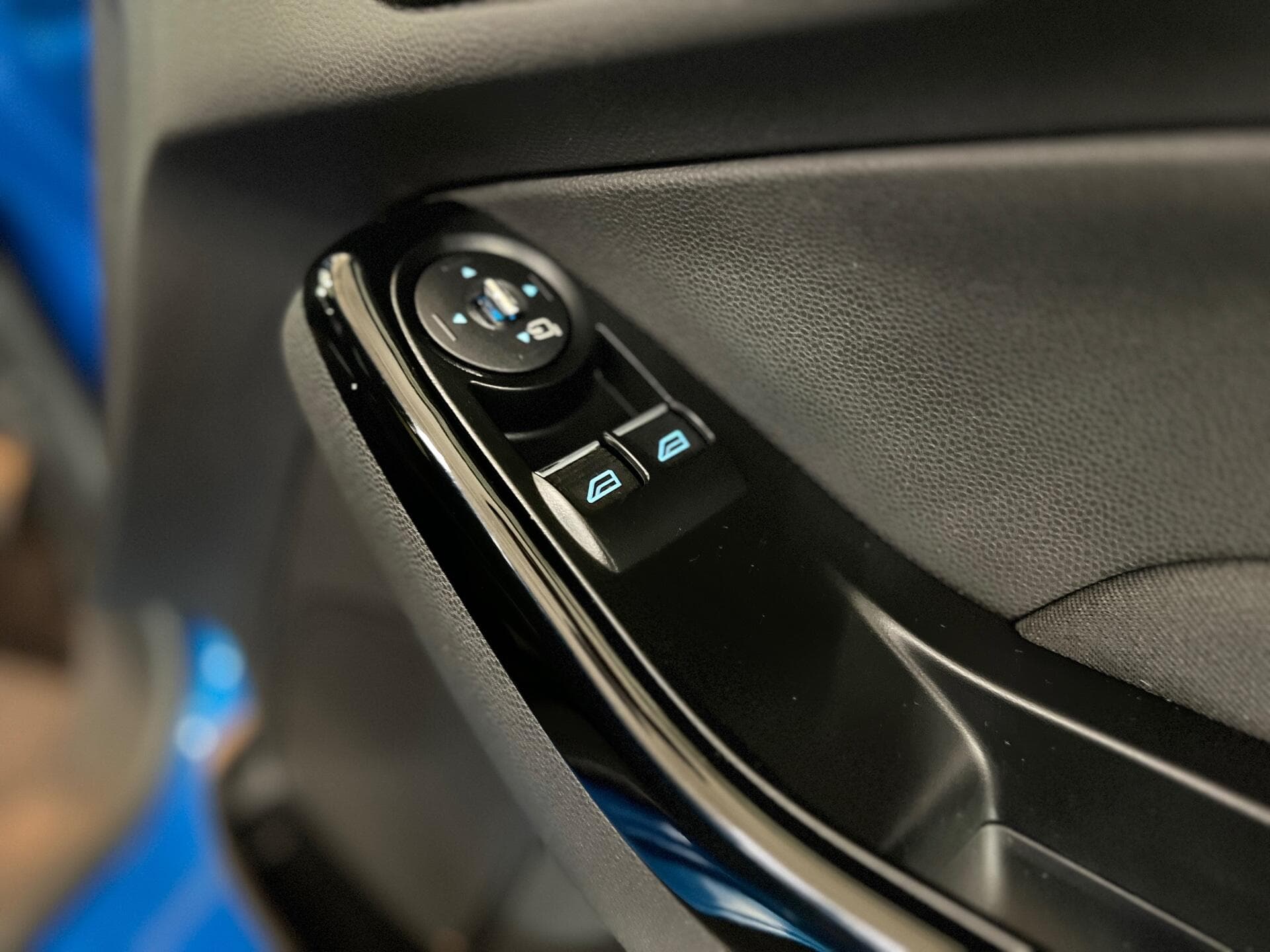 2014 Ford Fiesta - Image 27