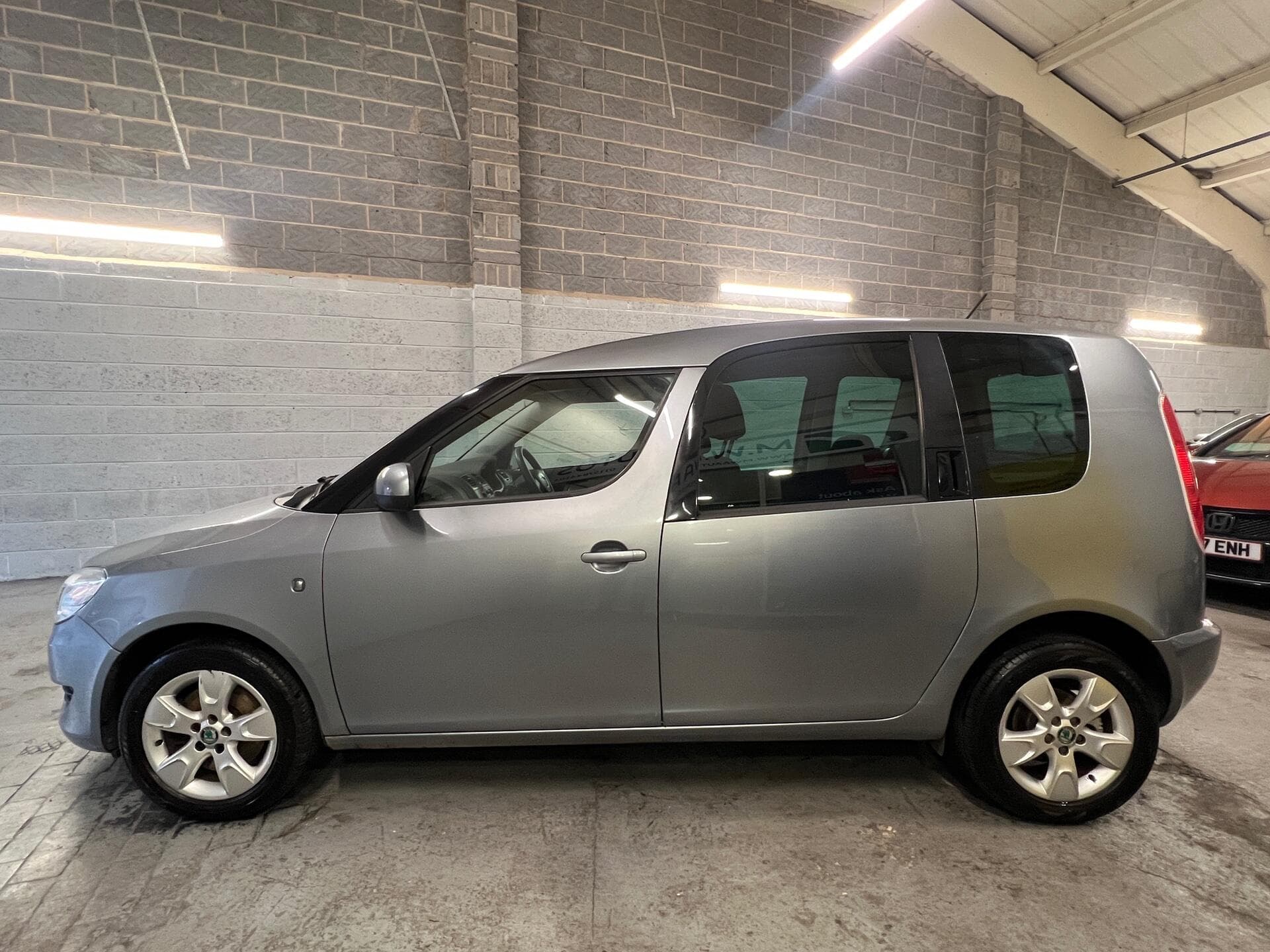 2012 Skoda Roomster - Image 9