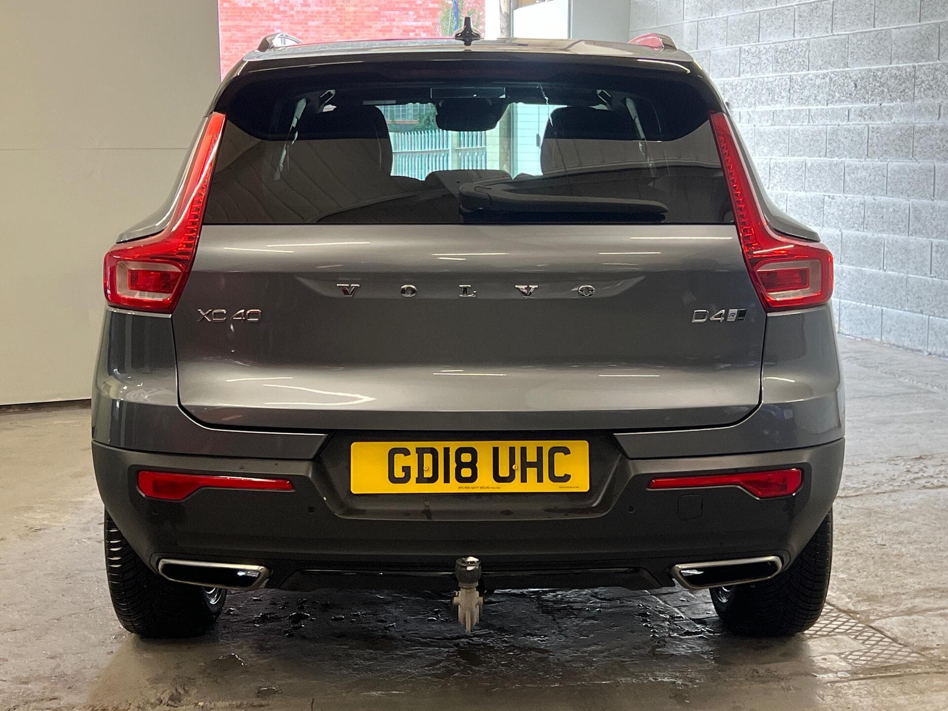 2018 Volvo XC40 - Image 11
