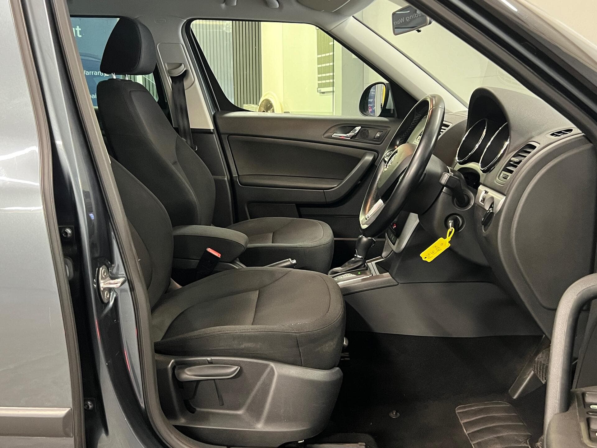 2015 Skoda Yeti - Image 24