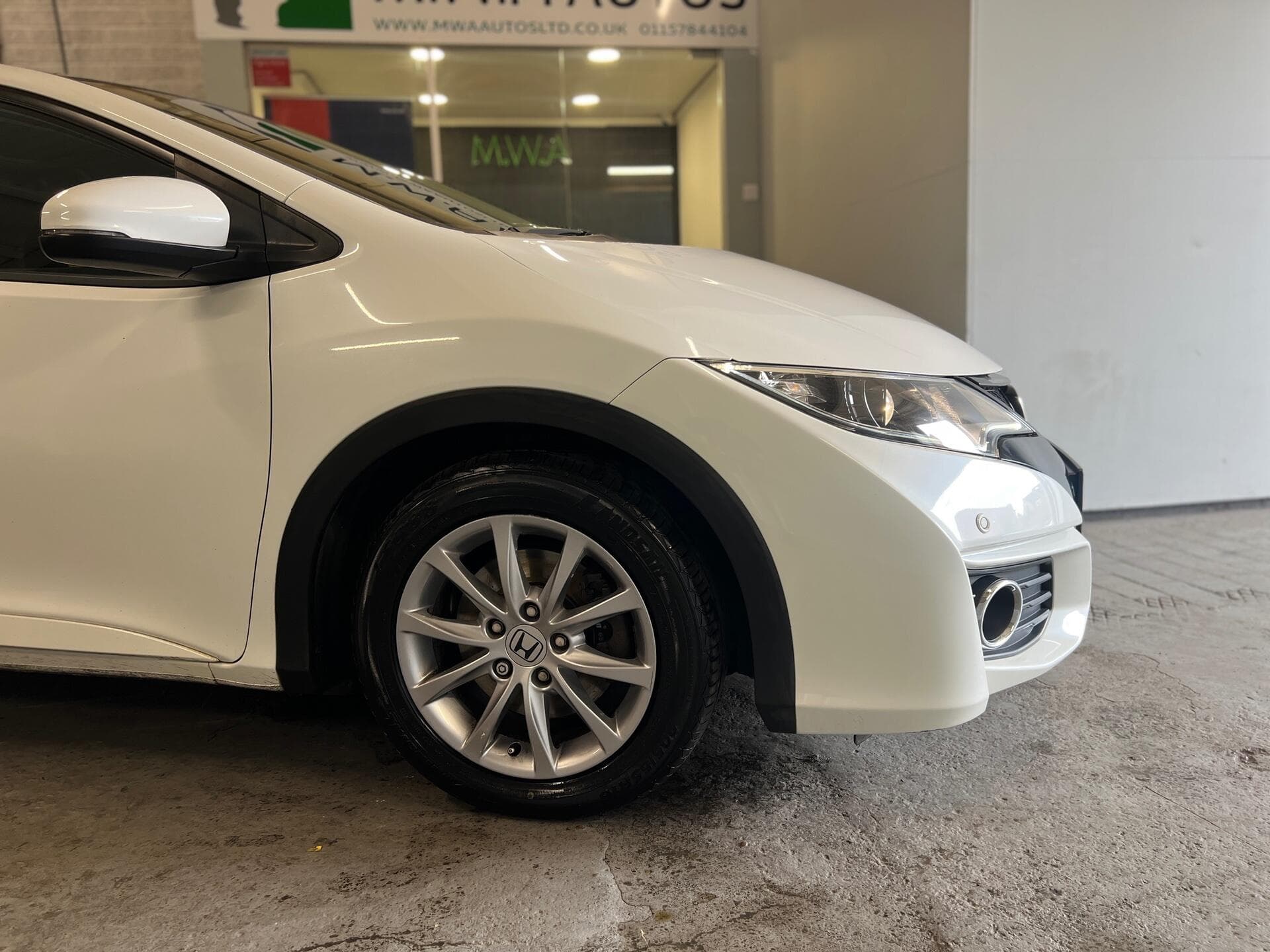 2015 Honda Civic - Image 23