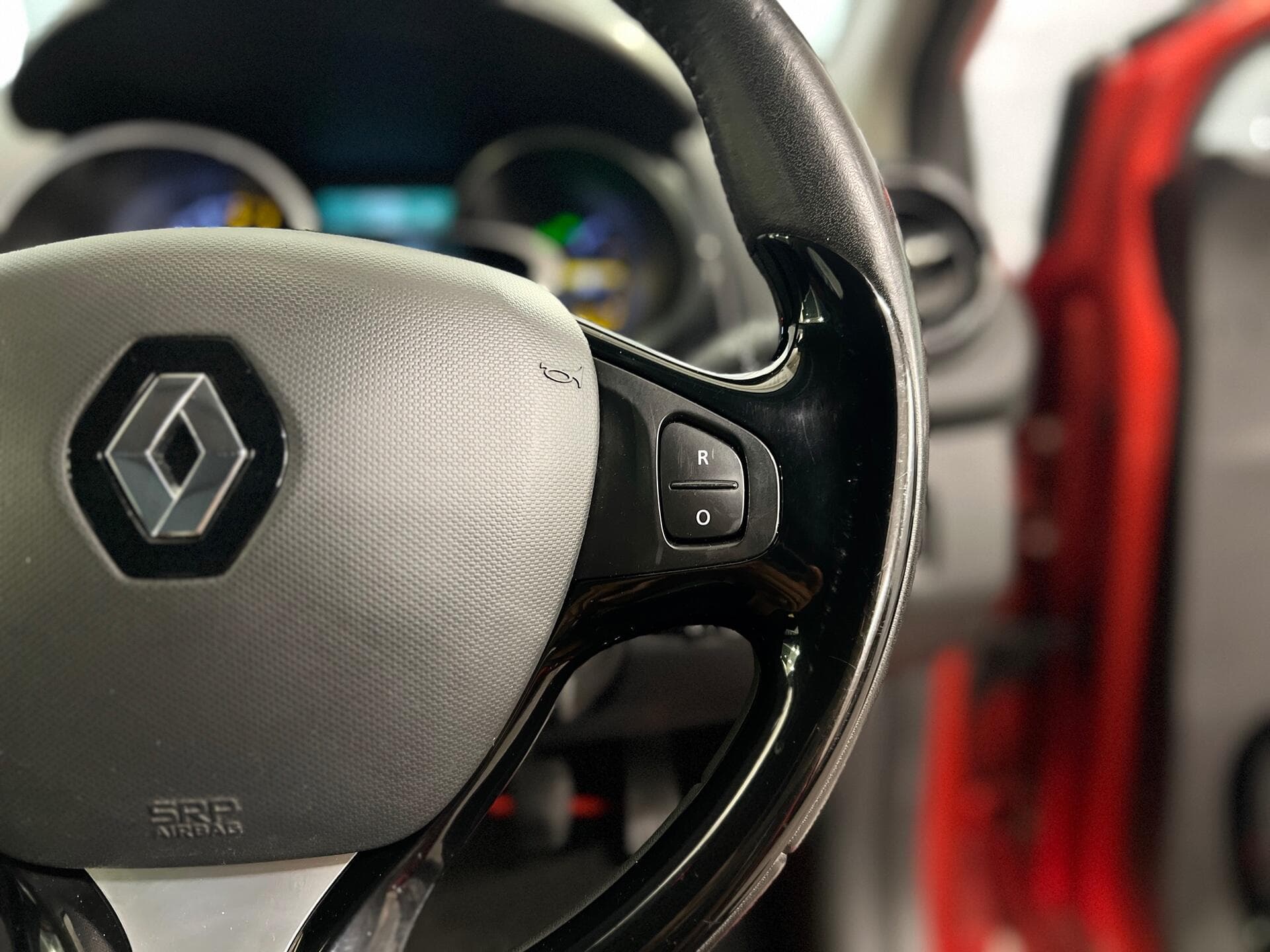 2015 Renault Clio - Image 26