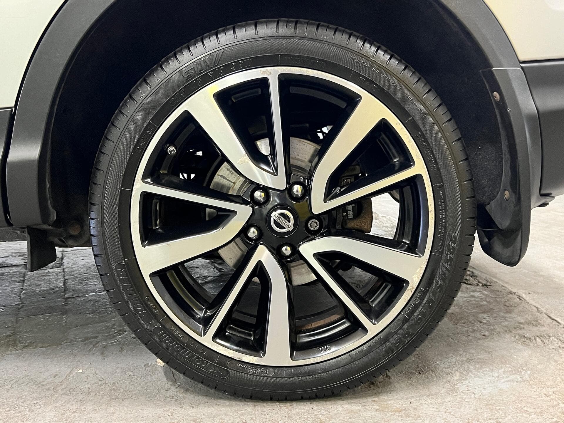2015 Nissan Qashqai - Image 14