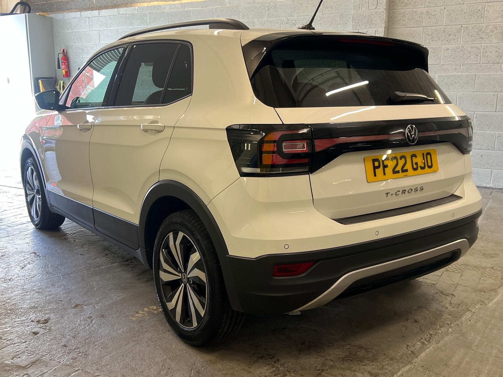 2022 Volkswagen T-Cross - Image 11