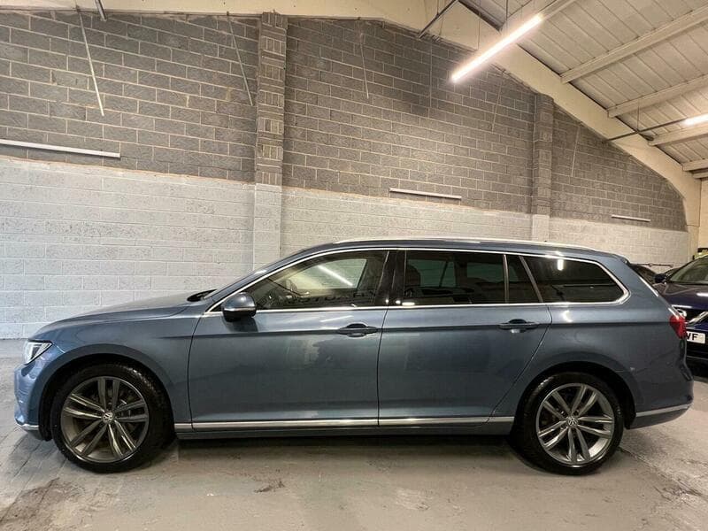 2015 Volkswagen Passat - Image 15