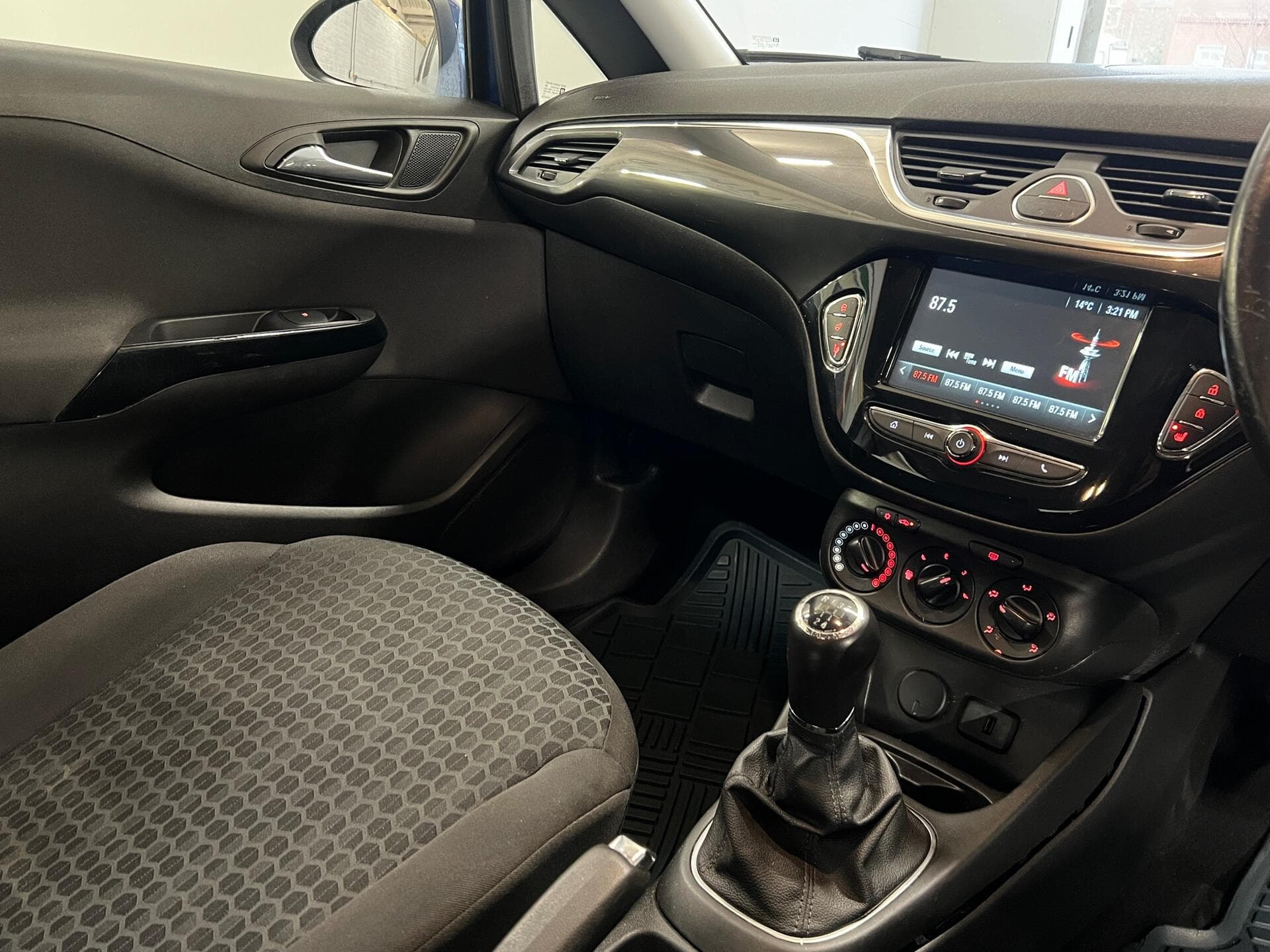 2019 Vauxhall Corsa - Image 33