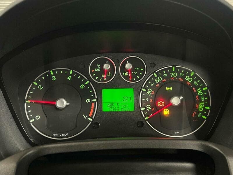 2009 Ford Fiesta - Image 24