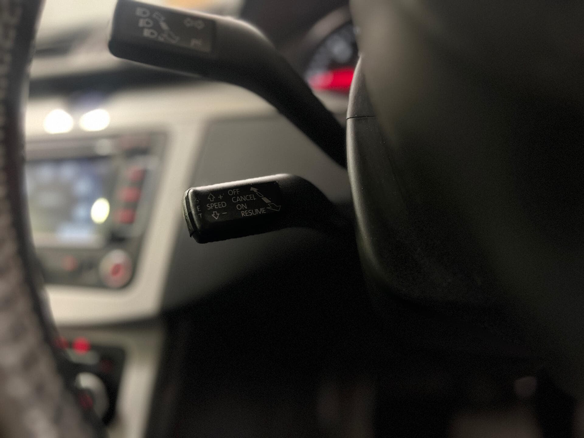 2012 Volkswagen CC - Image 31