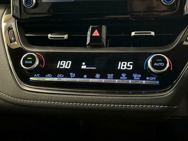 2019 Toyota Corolla - Image 45