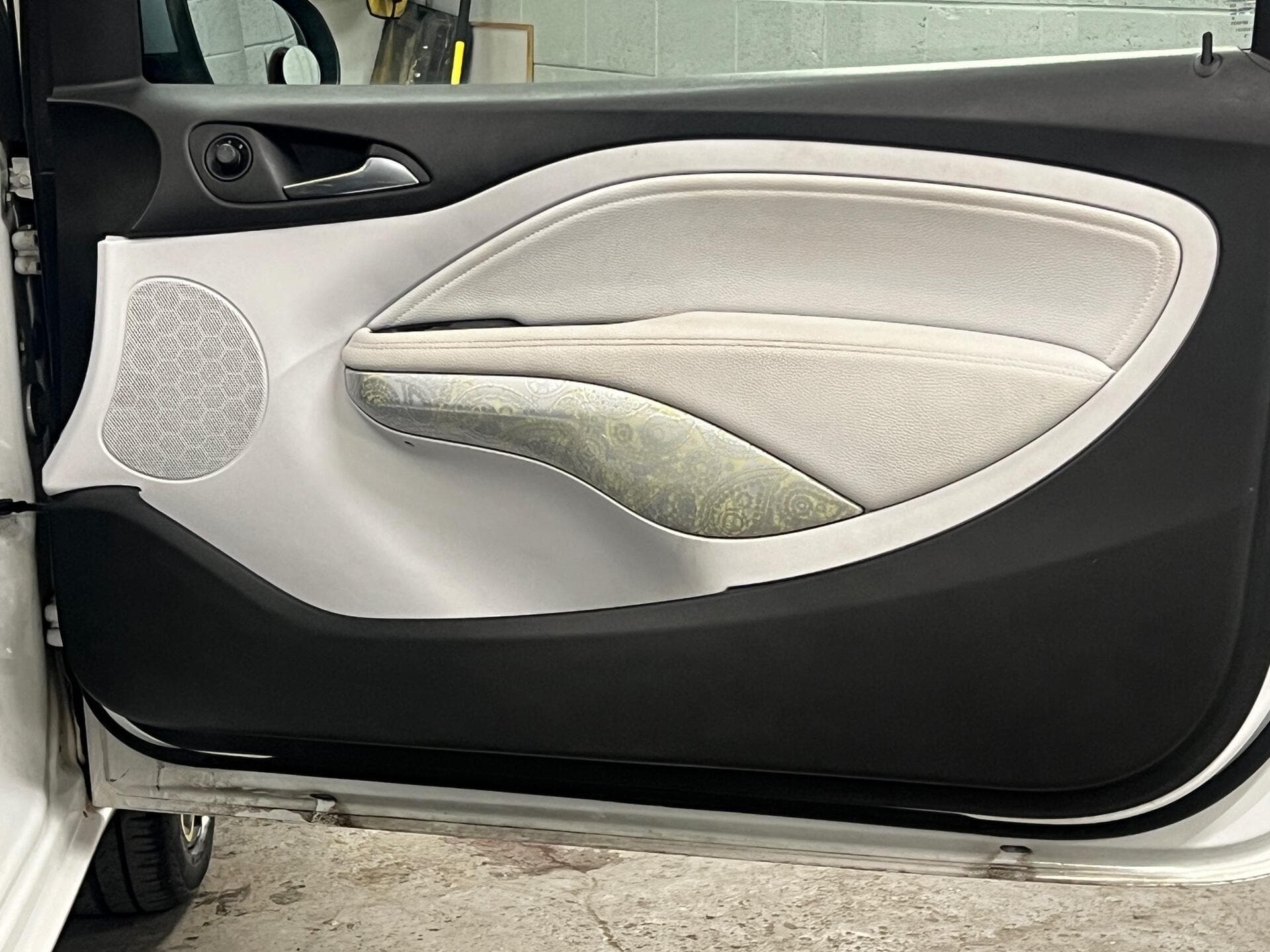 2015 Vauxhall ADAM - Image 26
