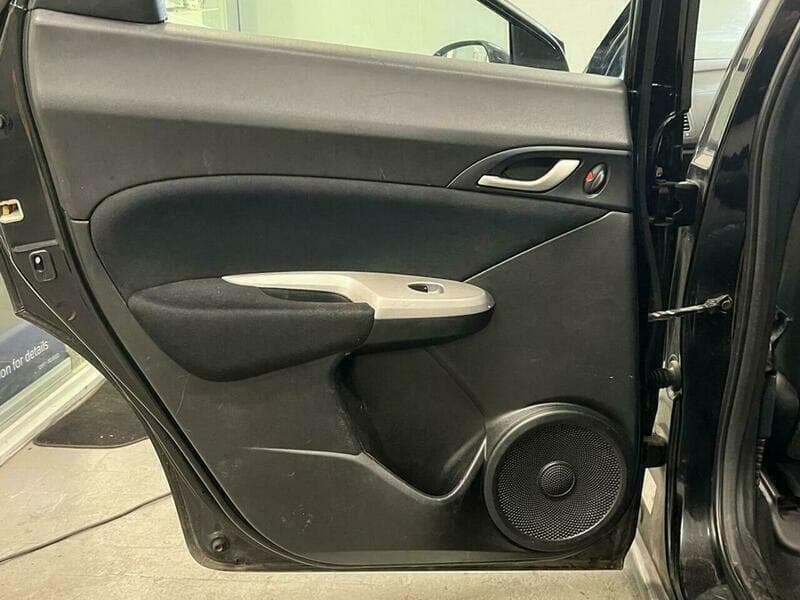 2009 Honda Civic - Image 31
