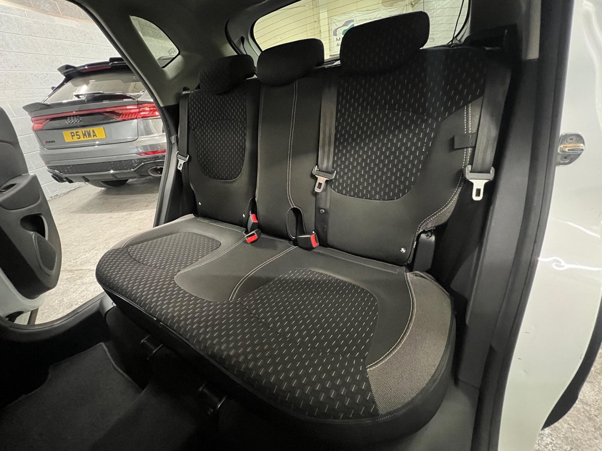 2017 Renault Captur - Image 39