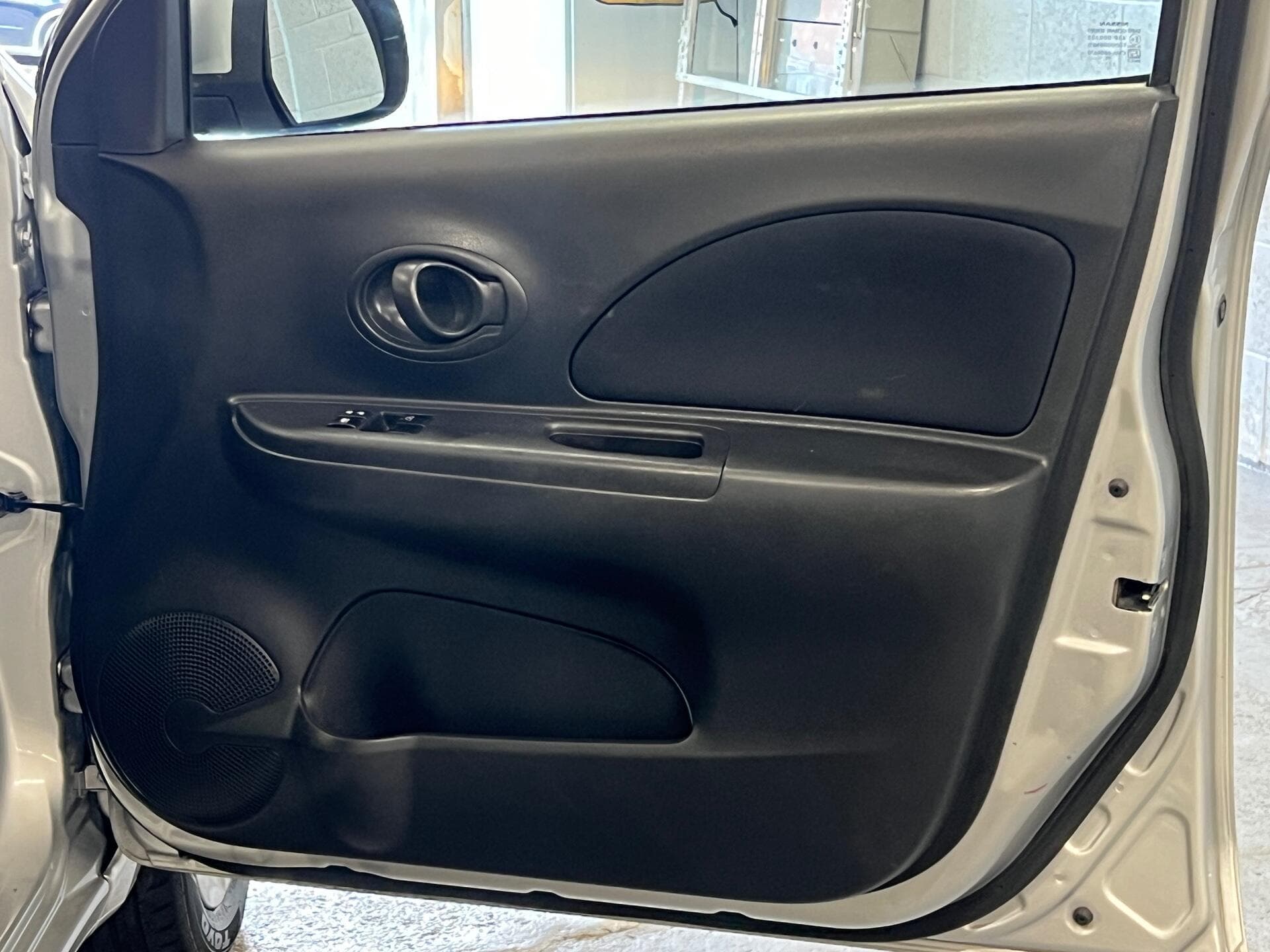2011 Nissan Micra - Image 18