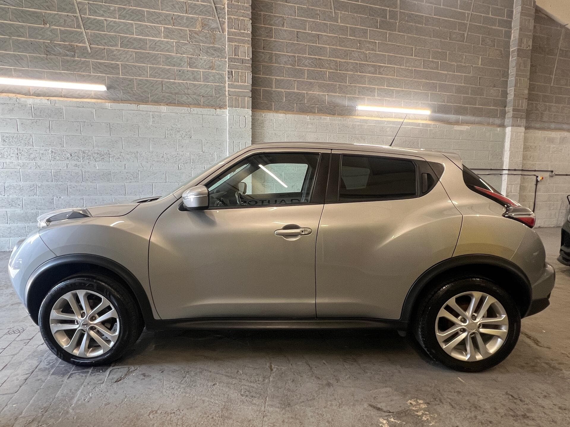 2017 Nissan Juke - Image 9